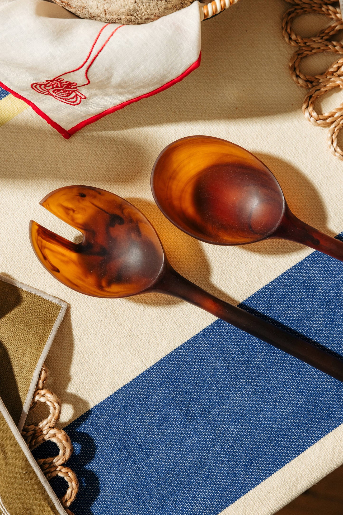 Maegen Salad Servers Set - Amber