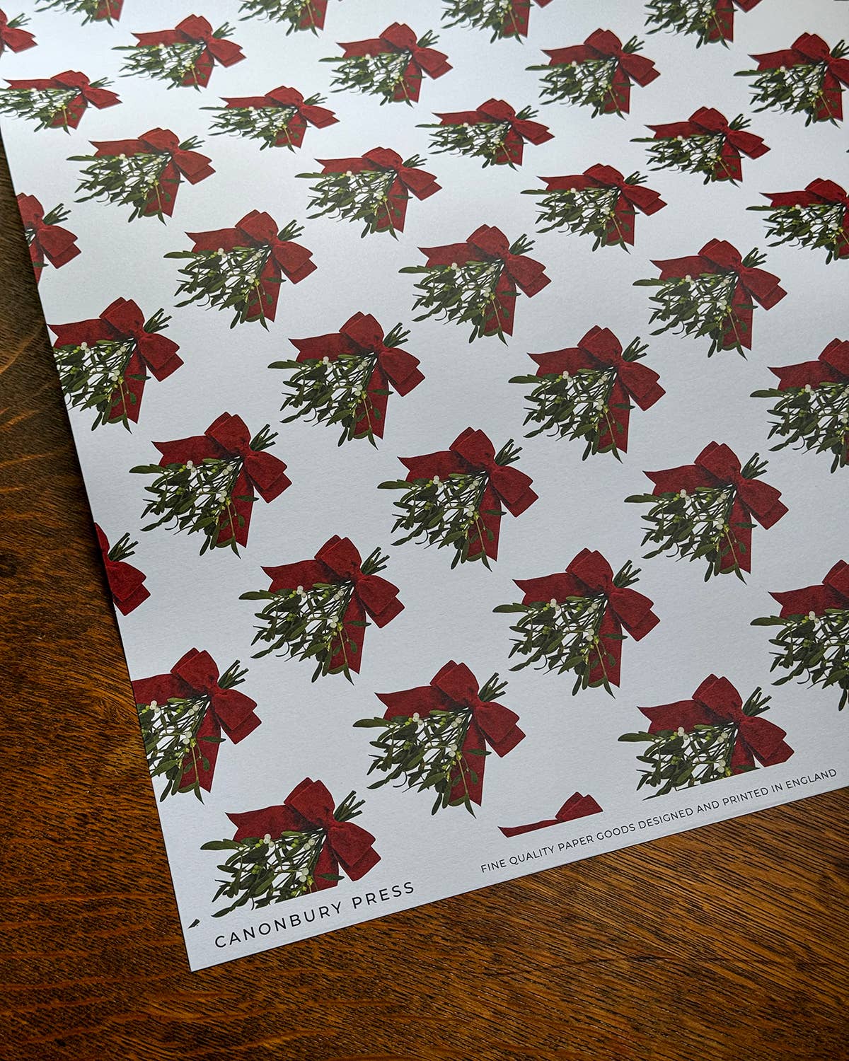 Mistletoe & Bow Wrapping Paper