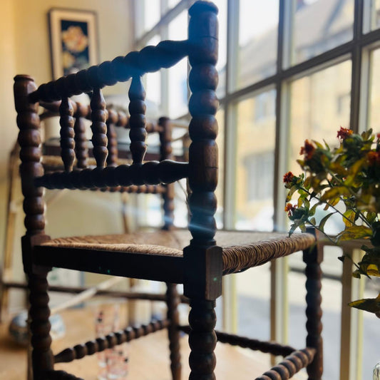 Bobbin Chair