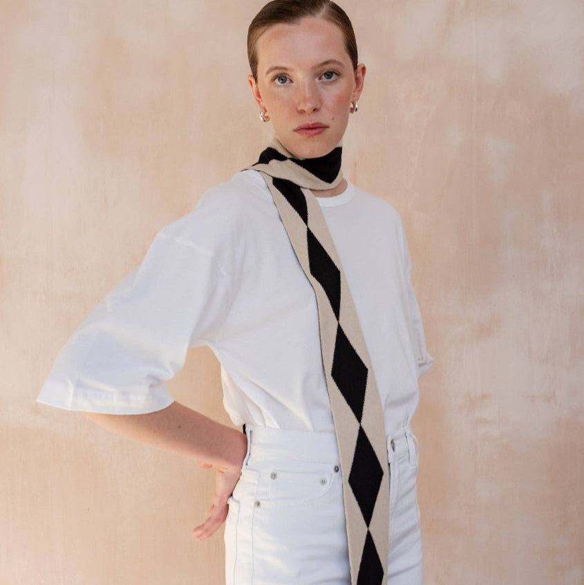Merino Wool Skinny Scarf in Black Harlequin