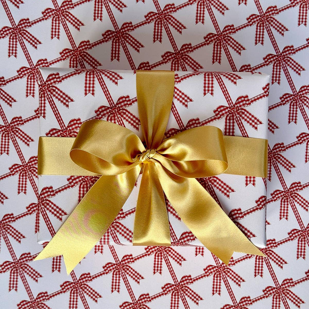 Gingham Bow Wrapping Paper